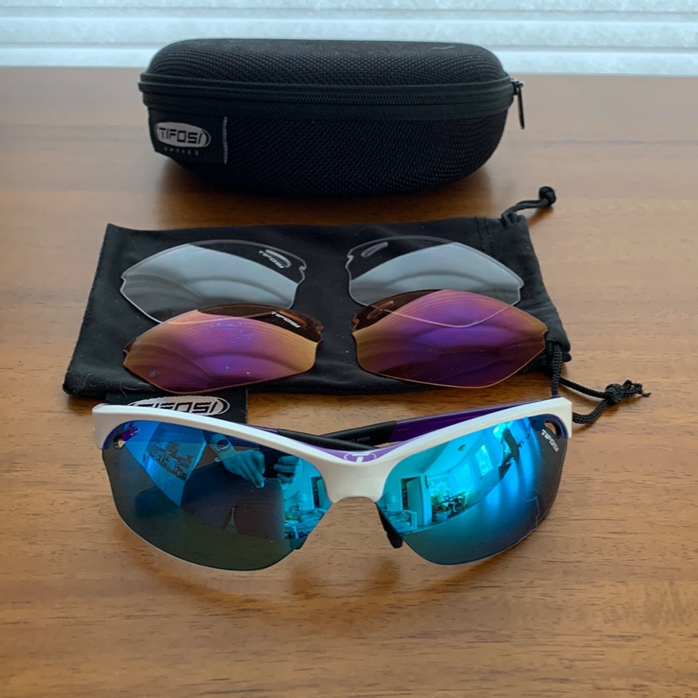 Tifosi Optics Women’s Sunglasses White & Purple